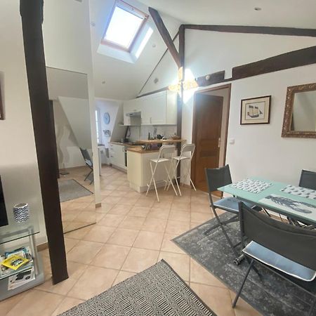 Appartement De Charme Rue Du Chateau 오레 외부 사진