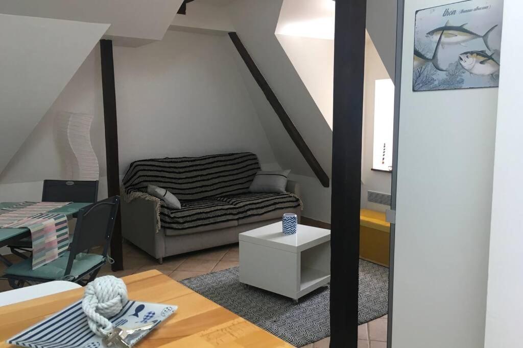 Appartement De Charme Rue Du Chateau 오레 외부 사진