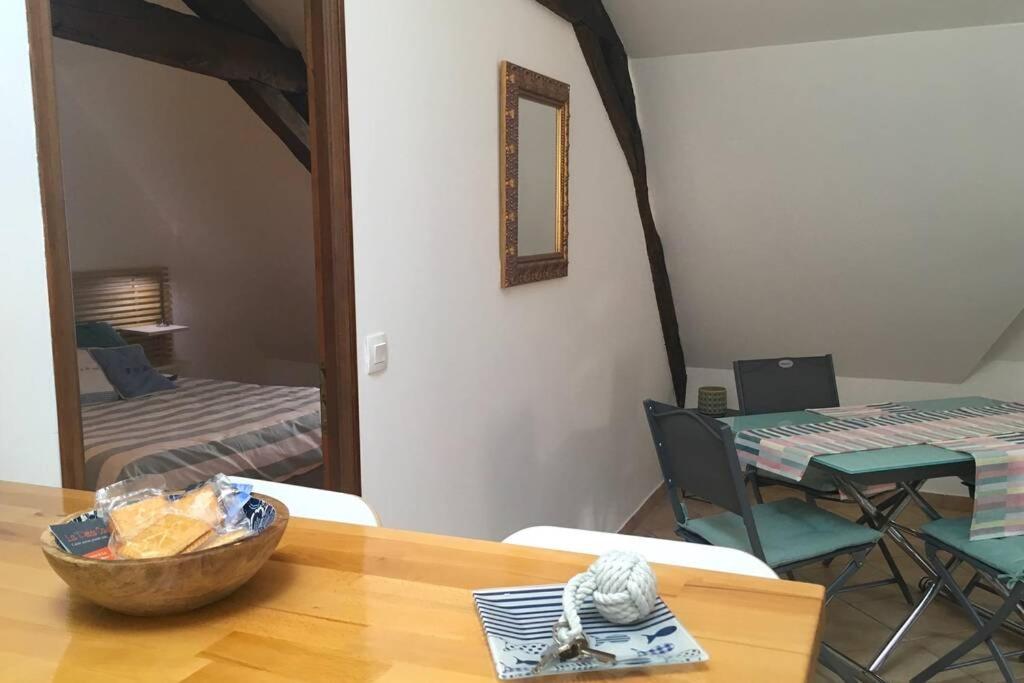 Appartement De Charme Rue Du Chateau 오레 외부 사진
