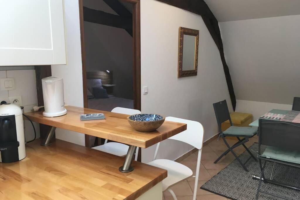 Appartement De Charme Rue Du Chateau 오레 외부 사진